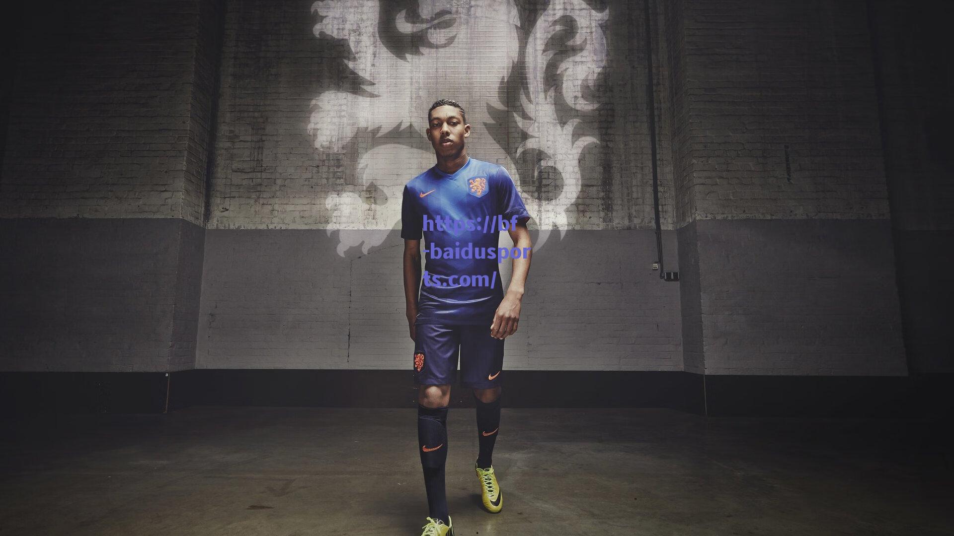 早报,积分追平曼联,争四的阿森纳要回来了?